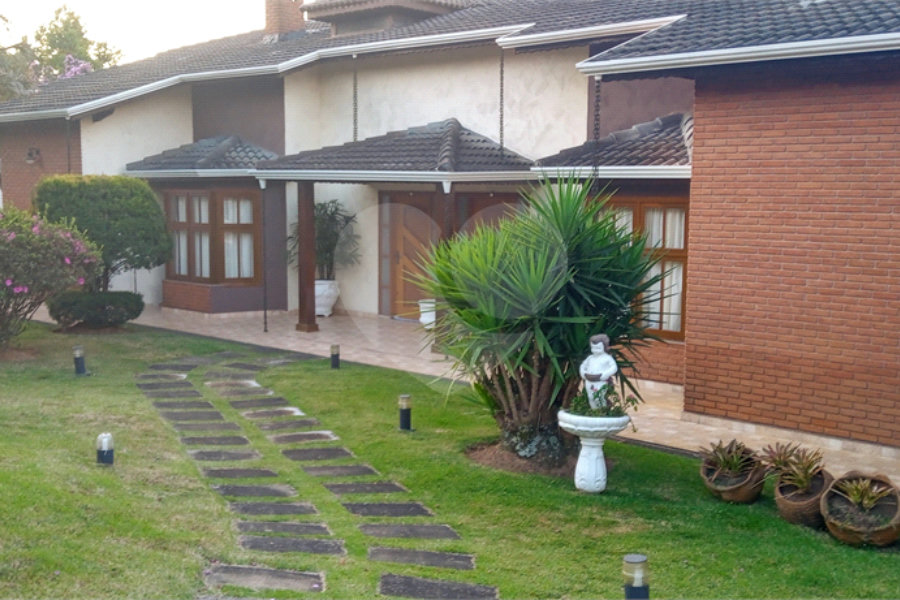 Casa à venda com 5 quartos, sendo 2 suítes, em Serra da Cantareira, Mairiporã, SP