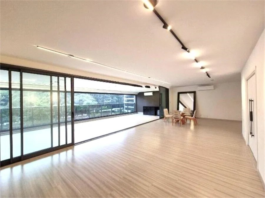 Apartamento para alugar com 3 suítes,  em Jardim Morumbi, São Paulo, SP