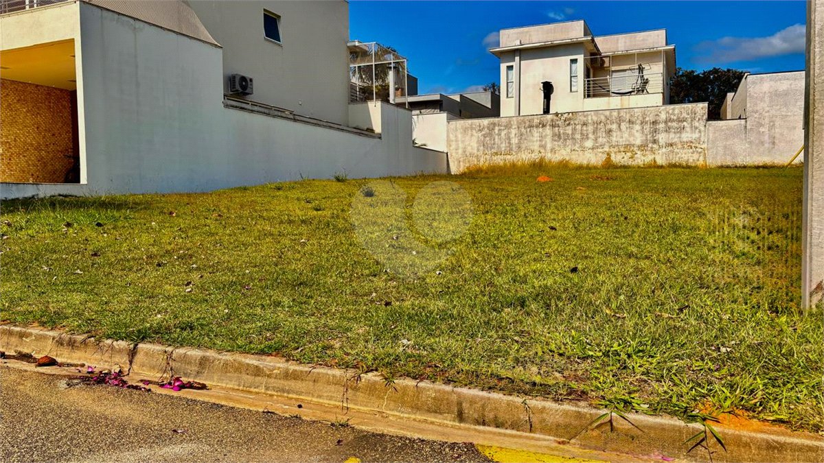 Terreno à venda no condomínio Colinas do Sol, Sorocaba - SP