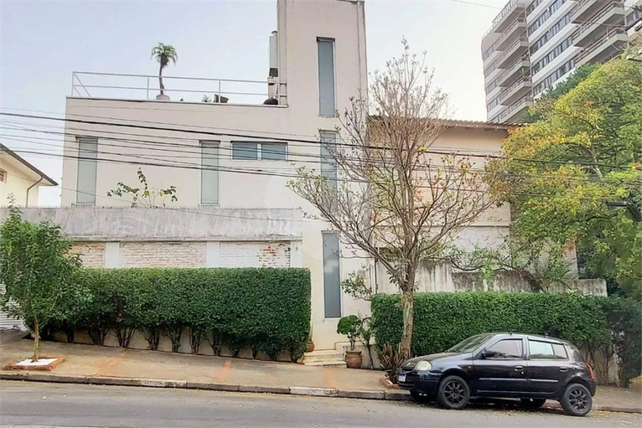 Casa à venda com 3 quartos, sendo 1 suíte, em Perdizes, São Paulo, SP