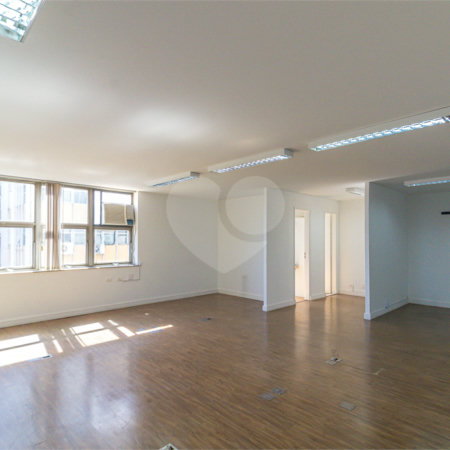 Sala à venda em Bela Vista, São Paulo, SP
