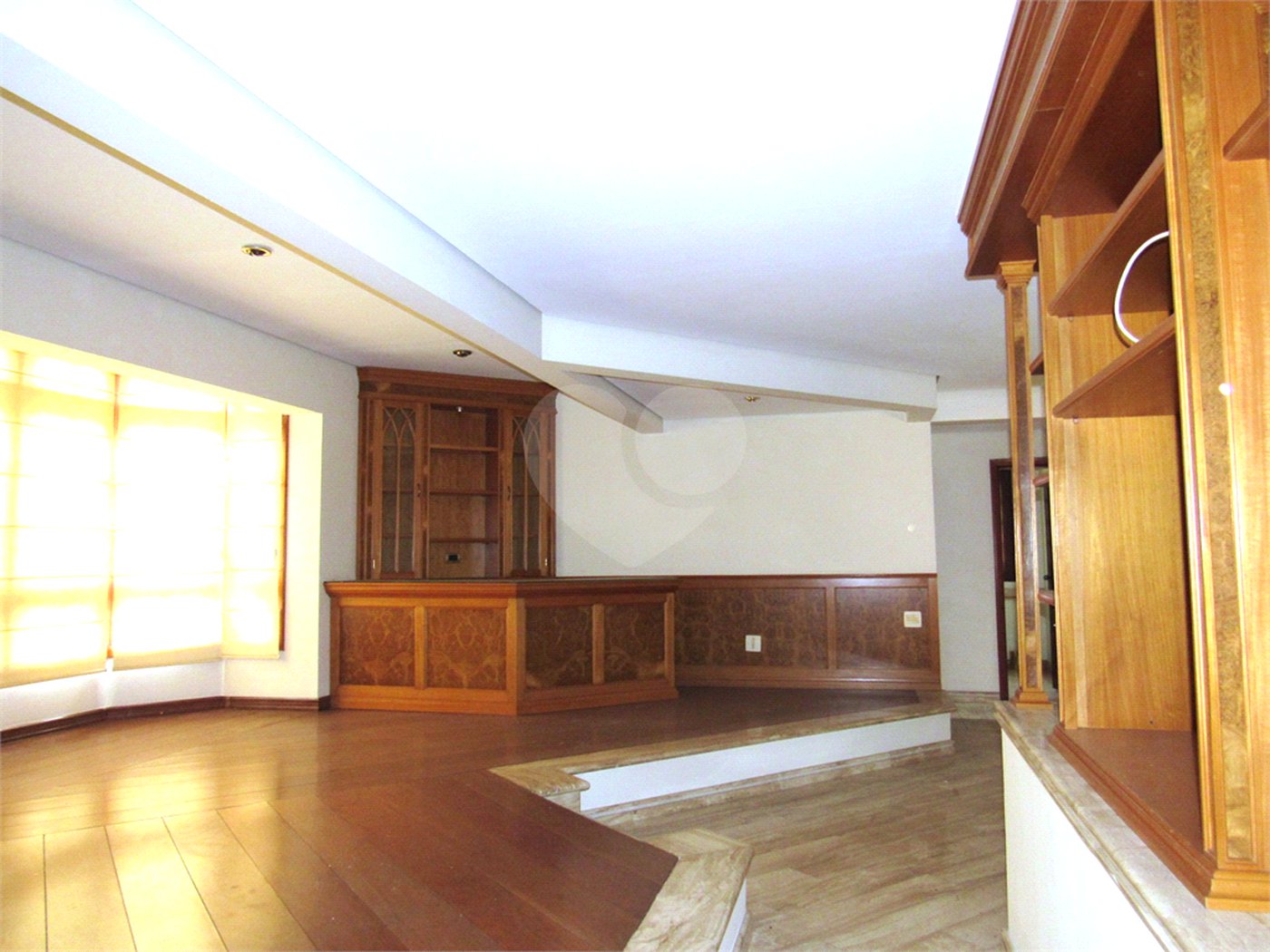 Casa à venda com 3 suítes em Alto da Boa Vista, São Paulo, SP