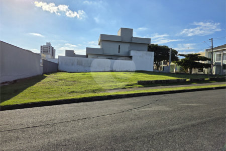 Terreno à venda no condomínio Residencial Le France, Sorocaba - SP