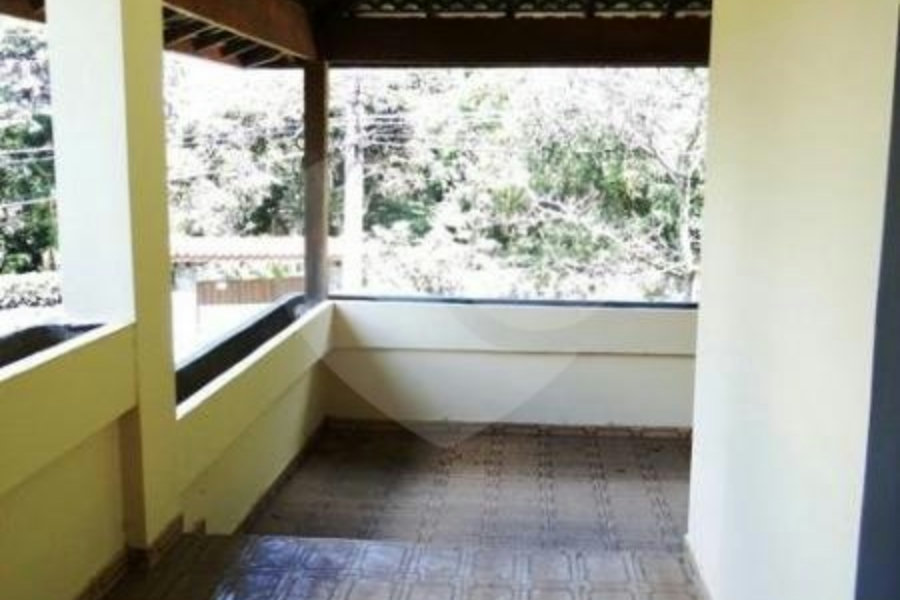 Sobrado à venda com 3 quartos, sendo 1 suíte, em Tremembé, São Paulo, SP
