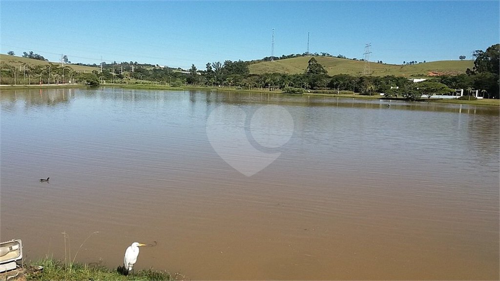 Terreno à venda com 1 suíte no condomínio Recanto do Parque, Itatiba - SP