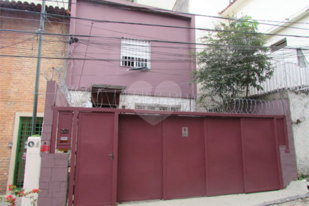 Sobrado à venda com 2 quartos, sendo 1 suíte, em Cerqueira César, São Paulo, SP