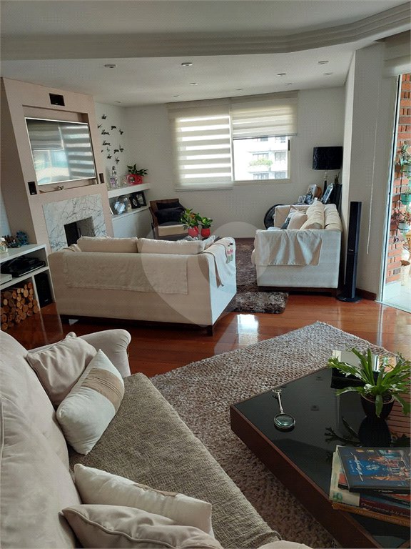 Apartamento à venda com 3 suítes em Jardim Ampliação, São Paulo, SP