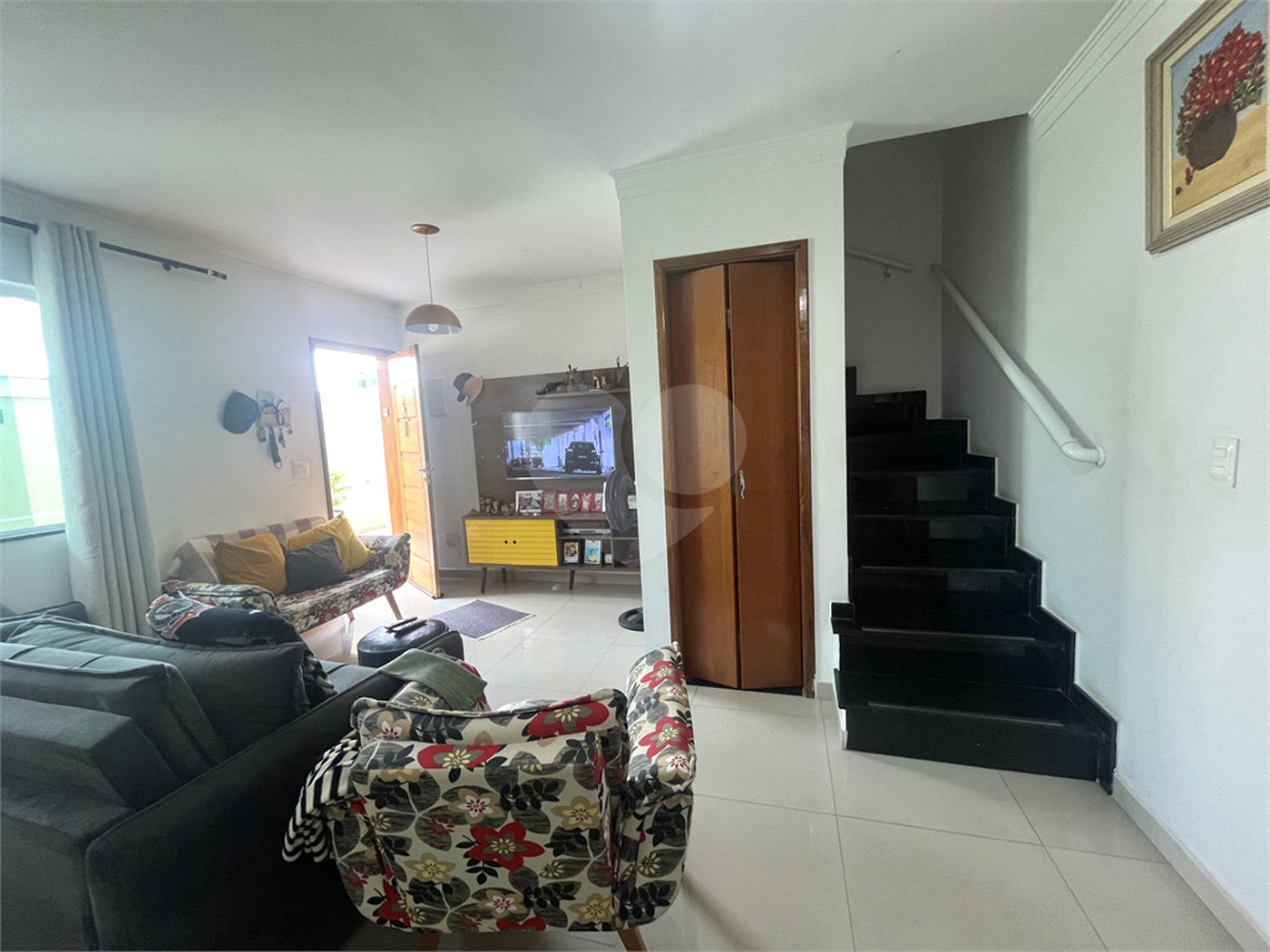 Casa à venda com 3 quartos, sendo 1 suíte,  no condomínio Capigaí, São Paulo - SP