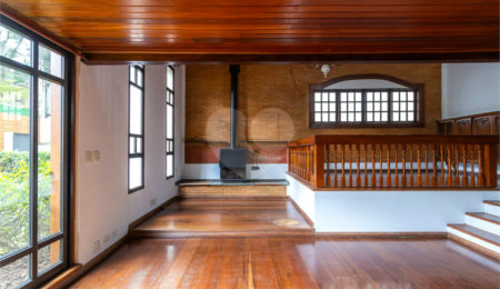 Casa Térrea à venda com 3 quartos, sendo 2 suítes,  em Jardim Marajoara, São Paulo, SP