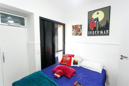 Apartamento à venda com 3 quartos, sendo 1 suíte,  em Paraíso do Morumbi, São Paulo, SP