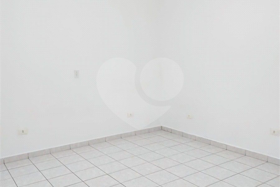 Casa à venda com 4 quartos, sendo 2 suítes, em Vila Prudente, São Paulo, SP