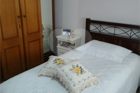 Sobrado à venda com 2 quartos, sendo 1 suíte, em Vila Gustavo, São Paulo, SP
