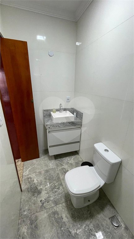 Sobrado à venda com 4 quartos, sendo 2 suítes,  em Mogi Moderno, Mogi das Cruzes, SP