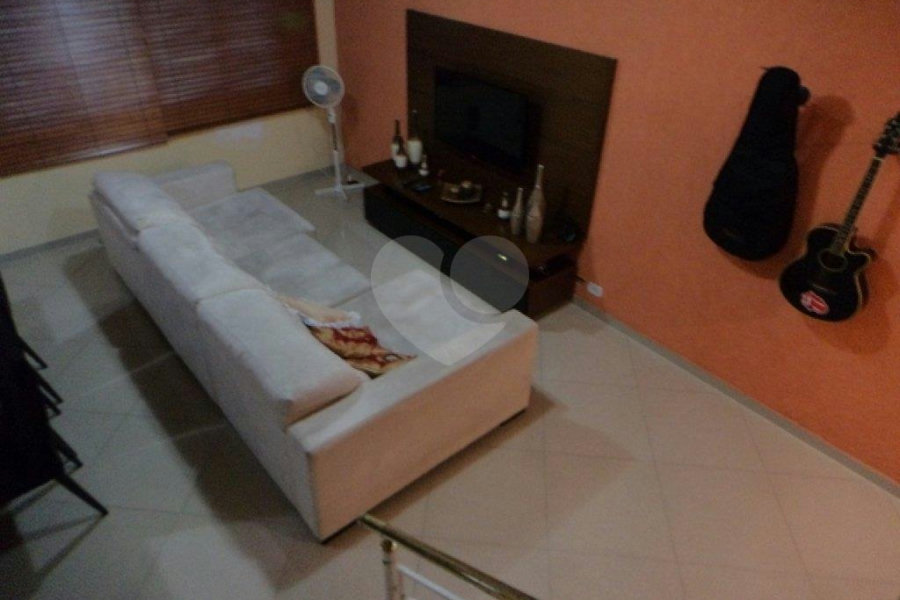 Sobrado à venda com 3 quartos, sendo 1 suíte, em Vila Guilherme, São Paulo, SP