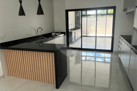 Casa à venda com 3 suítes no condomínio Campos do Conde I e II, Sorocaba - SP
