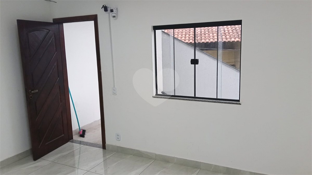 Salão Comercial à venda em Santíssimo, Rio de Janeiro, RJ