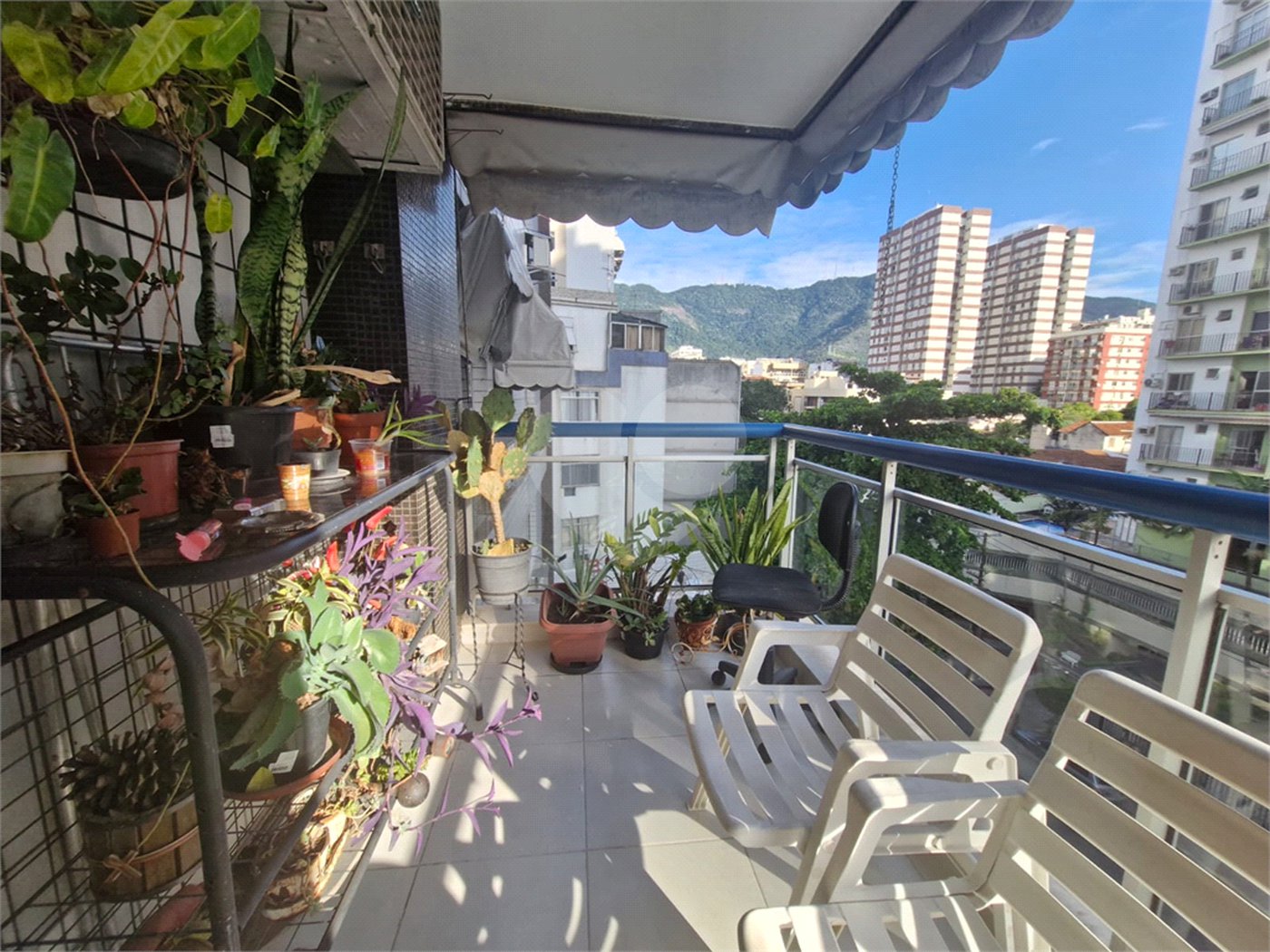 Apartamento à venda com 3 quartos, sendo 1 suíte,  em Vila Isabel, Rio de Janeiro, RJ