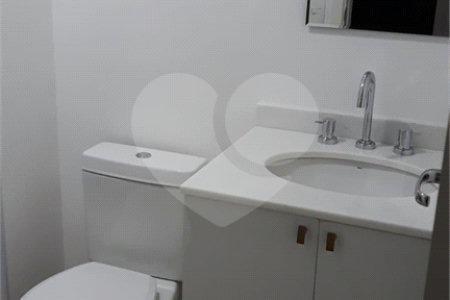 Apartamento à venda com 2 quartos, sendo 1 suíte, em Vila Anastácio, São Paulo, SP
