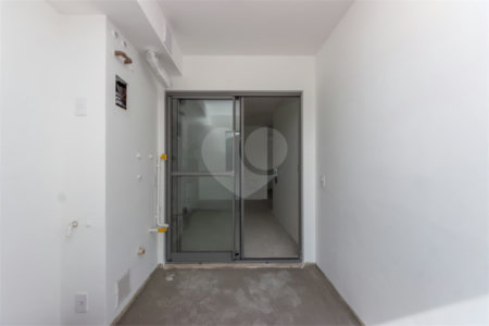 Apartamento à venda com 3 suítes em Vila Gomes Cardim, São Paulo, SP