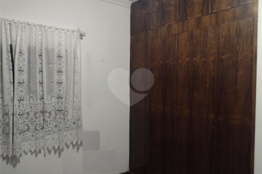 Sobrado à venda com 6 quartos, sendo 1 suíte,  em Vila Gustavo, São Paulo, SP