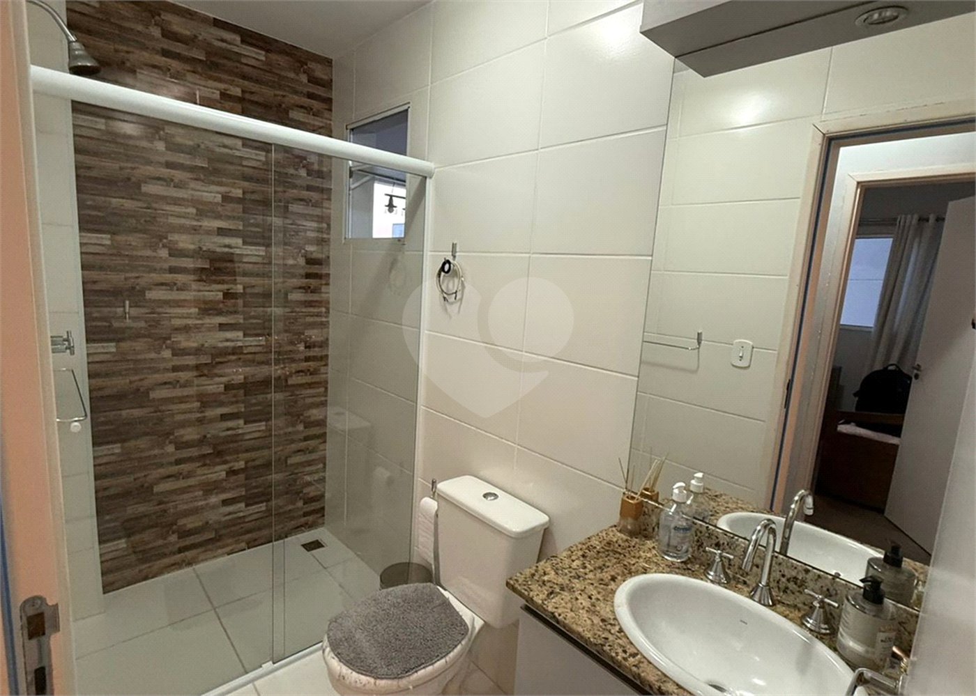 Apartamento à venda com 2 quartos, sendo 1 suíte, em Jardim Prestes de Barros, Sorocaba, SP