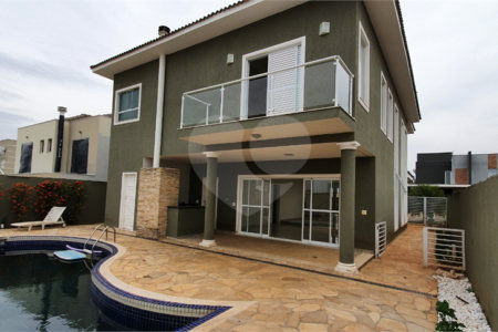 Casa à venda ou para alugar com 3 suítes no condomínio Jardim Vila Paradiso, Indaiatuba - SP