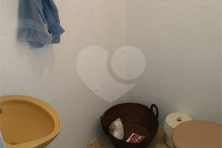 Apartamento à venda com 3 quartos, sendo 1 suíte, em Cerqueira César, São Paulo, SP