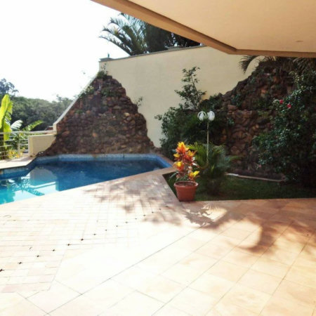 Casa à venda com 5 suítes em Jardim Leonor, São Paulo, SP