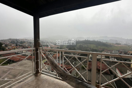 Casa à venda com 3 quartos, sendo 2 suítes, em Jardim Real, Bom Jesus dos Perdões, SP