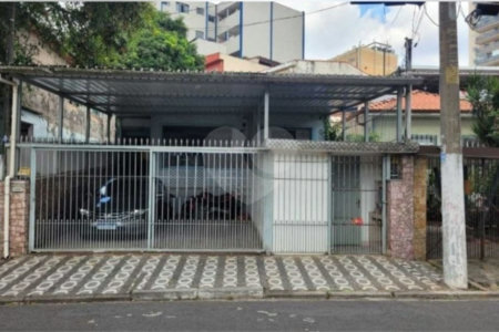 Casa à venda com 3 quartos, sendo 1 suíte, em Vila Gustavo, São Paulo, SP