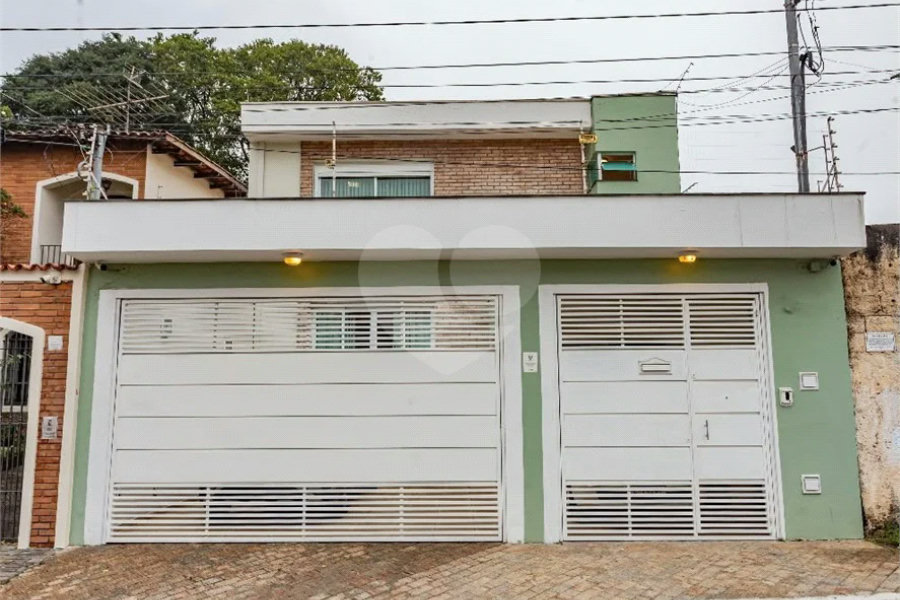 Casa á venda - Saúde alto padrão