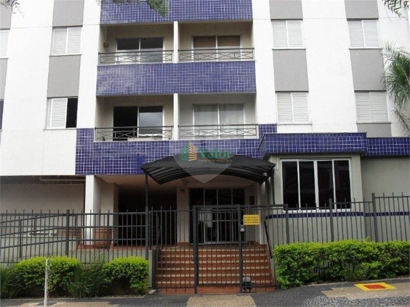 Apartamento no Edifício Villagio Di Napoli .