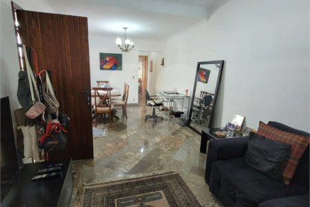 Sobrado à venda com 3 quartos, sendo 1 suíte, em Jardim da Glória, Cotia, SP
