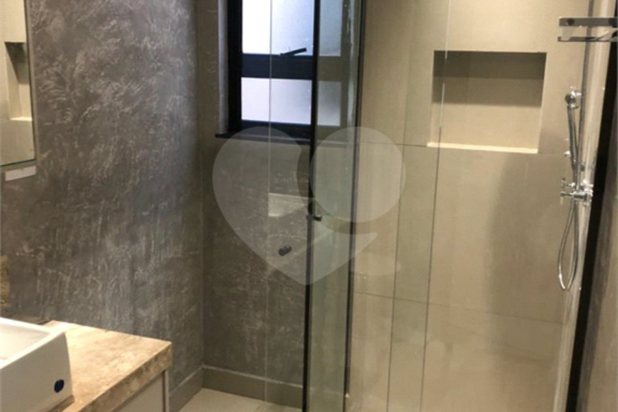 Casa à venda com 4 quartos, sendo 2 suítes,  em Horto Florestal, São Paulo, SP
