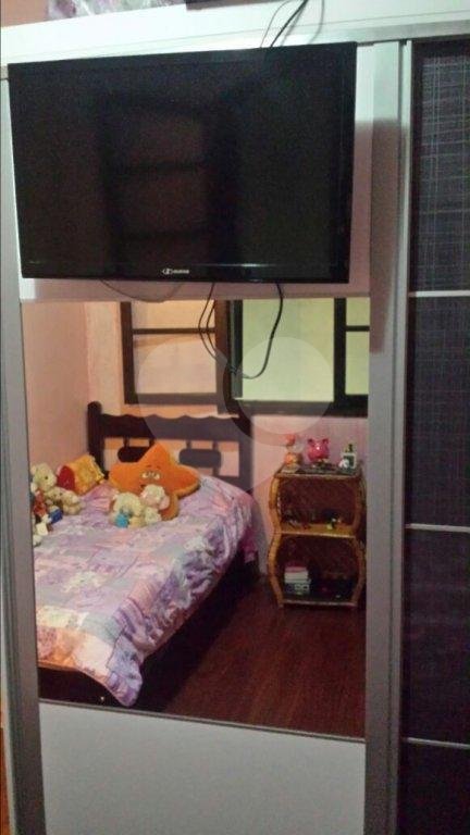 Casa à venda com 3 quartos, sendo 1 suíte, no condomínio Jardim das Pedras, São Paulo - SP