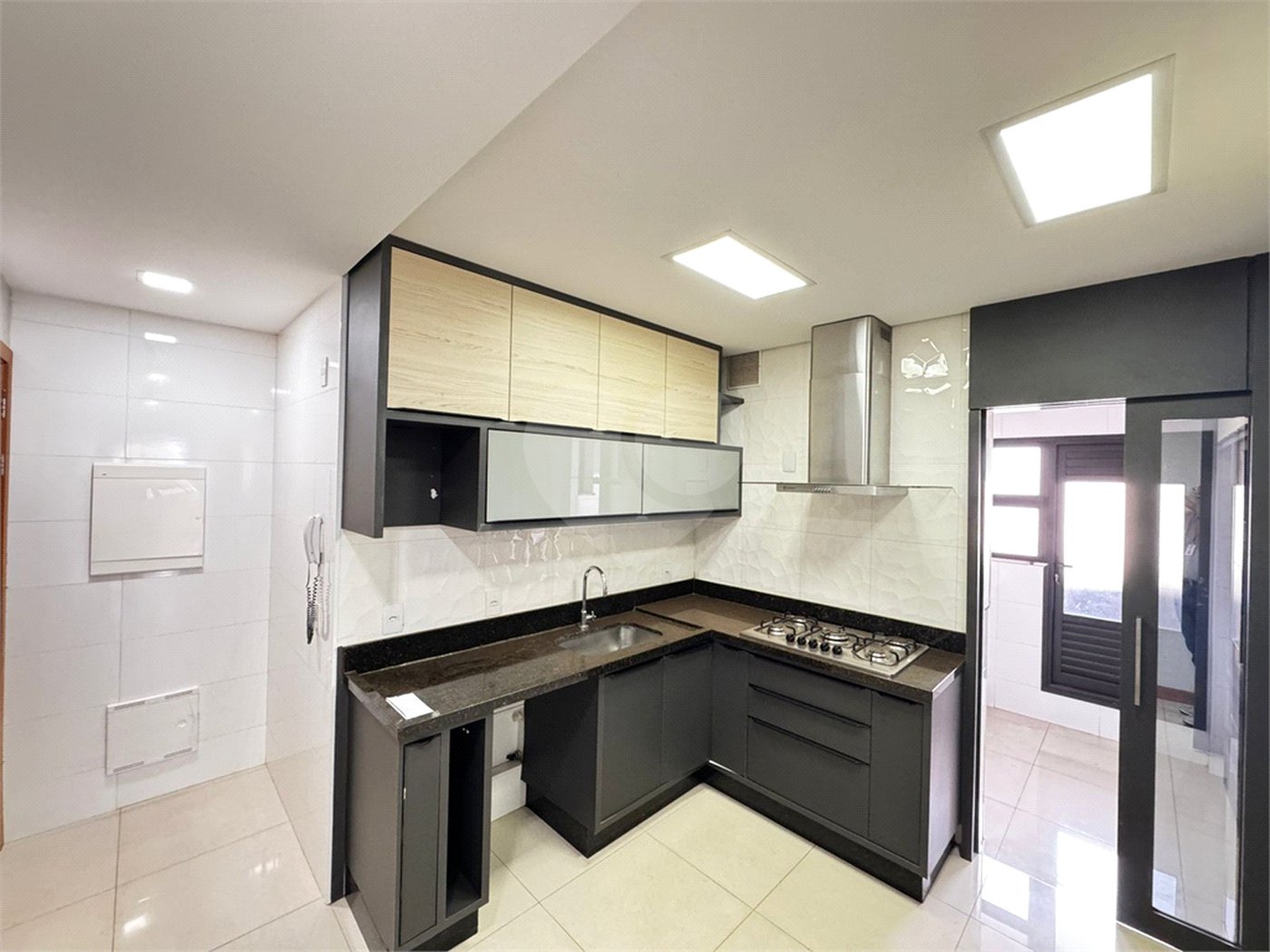 Apartamento à venda com 3 suítes em Bosque das Juritis, Ribeirão Preto, SP