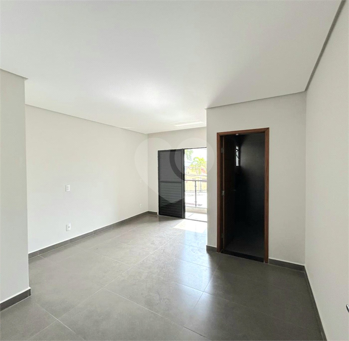 Casa à venda com 3 quartos, sendo 1 suíte, em Wanel Ville, Sorocaba, SP