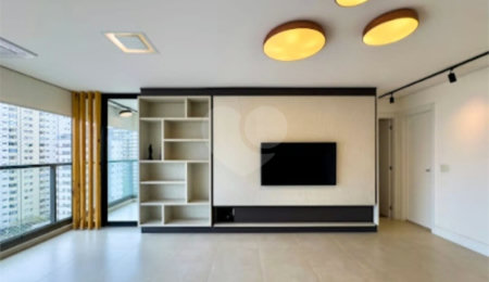 Apartamento à venda com 3 quartos, sendo 1 suíte,  em Vila Olímpia, São Paulo, SP