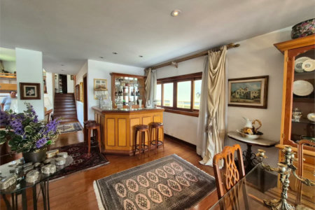 Casa de Vila à venda ou para alugar com 4 quartos, sendo 2 suítes, em Jardim Leonor, São Paulo, SP