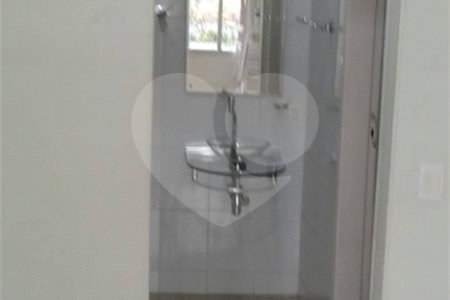 Apartamento à venda com 2 quartos em Chácara Inglesa, São Paulo, SP