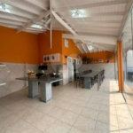 Casa à venda com 3 quartos, sendo 1 suíte, no condomínio Residencial Delle Stelle, Louveira - SP