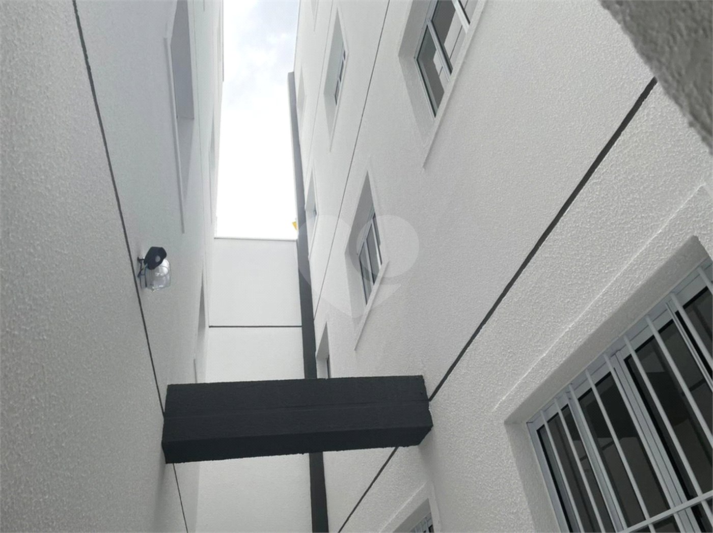 Casa à venda com 2 quartos no condomínio Hebe, São Paulo - SP
