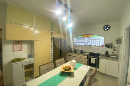 Casa à venda com 3 quartos, sendo 1 suíte,  em Jardim Rosa de Franca, Guarulhos, SP