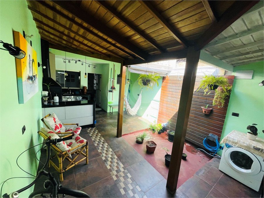 Casa à venda com 2 quartos no condomínio Villa Itália, Vinhedo - SP