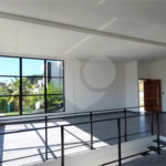 Casa à venda com 4 suítes no condomínio Figueira Garden, Atibaia - SP