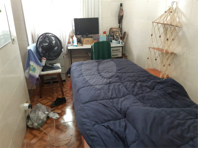 Casa Térrea à venda com 4 quartos em Campo Limpo, São Paulo, SP