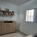 Sobrado à venda com 3 quartos, sendo 1 suíte,  em Vila Gustavo, São Paulo, SP