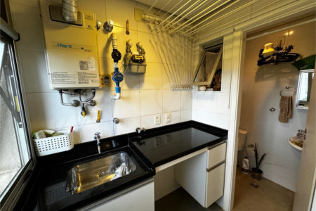 Apartamento à venda com 2 suítes em Parque do Morumbi, São Paulo, SP