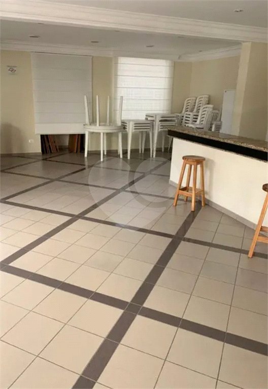 Apartamento à venda com 3 quartos, sendo 1 suíte,  em Alto da Boa Vista, São Paulo, SP
