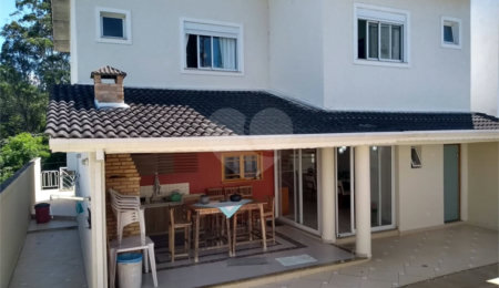 Casa à venda com 3 suítes no condomínio Mosaico da Serra, Mogi das Cruzes - SP